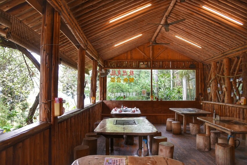 苗栗南庄鄉|二坪部落 那伊魯灣風味餐廳 原住民風味料理 石板烤肉DIY 隱身在深山的原住民風味餐|西莉亞玩樂人生 04.jpeg