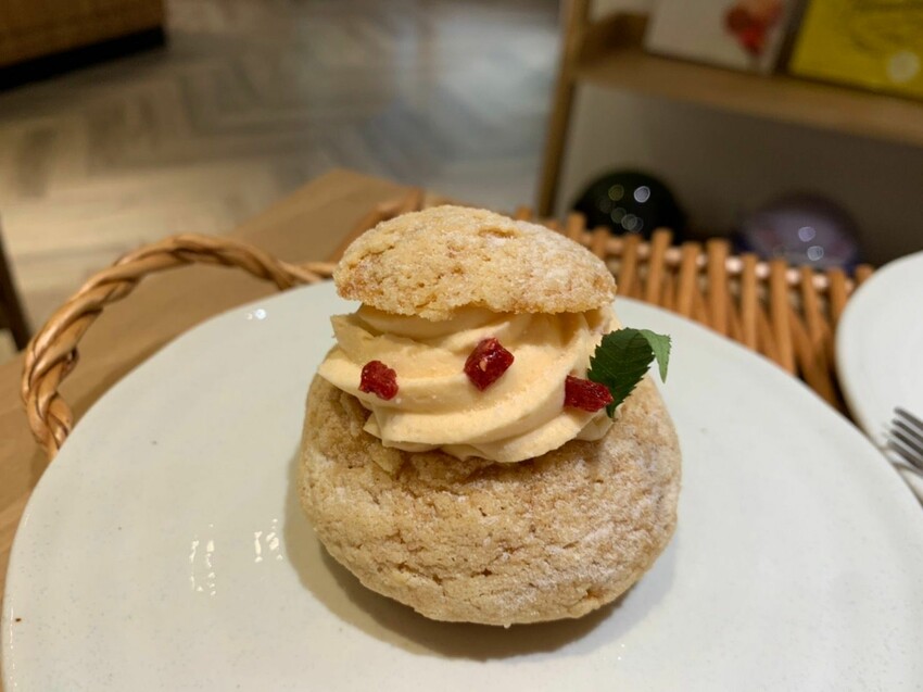 【板橋美食】新埔文青異國麵包店|欣旺麵包店 藍帶麵包師的超可愛麵包 愜意室內座位享受美好下午茶