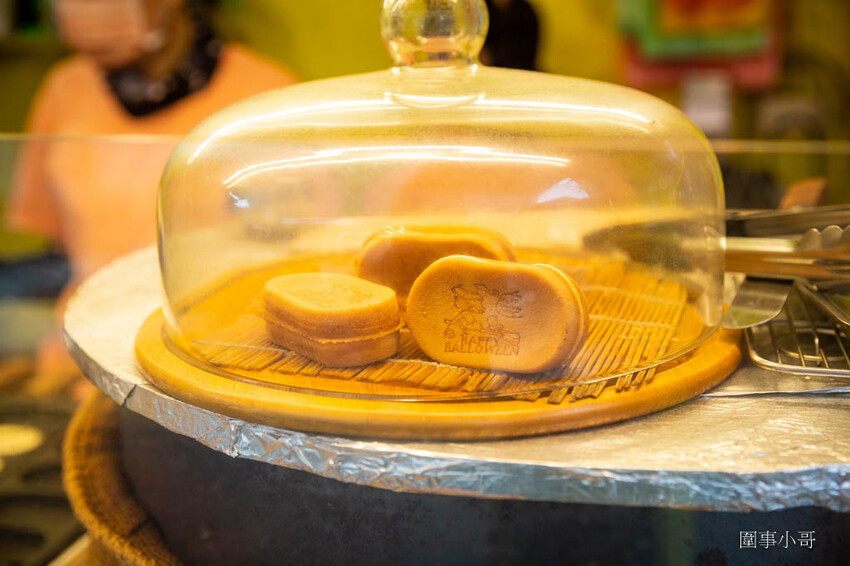 中壢美食點心推薦-風車雞蛋燒，不只各式圖樣超吸睛重點還很好吃呢！ @圍事小哥的幸福相框