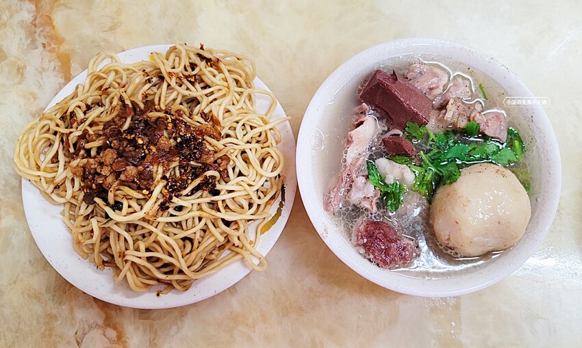 在地人的銷魂美食！激推招牌骨仔肉湯，軟嫩鮮美，人潮滿滿的老店！！！！