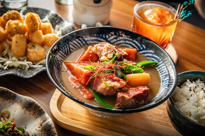 台中市西區到港HAVEN餐酒館|隱身僻靜住宅區的絕品餐酒館!客製化調酒超驚艷