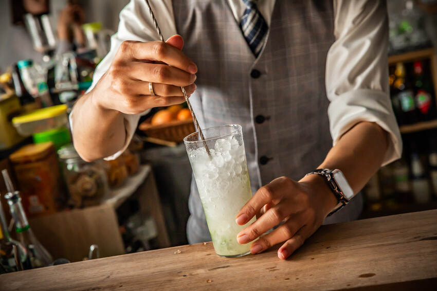 台中市西區到港HAVEN餐酒館|隱身僻靜住宅區的絕品餐酒館!客製化調酒超驚艷