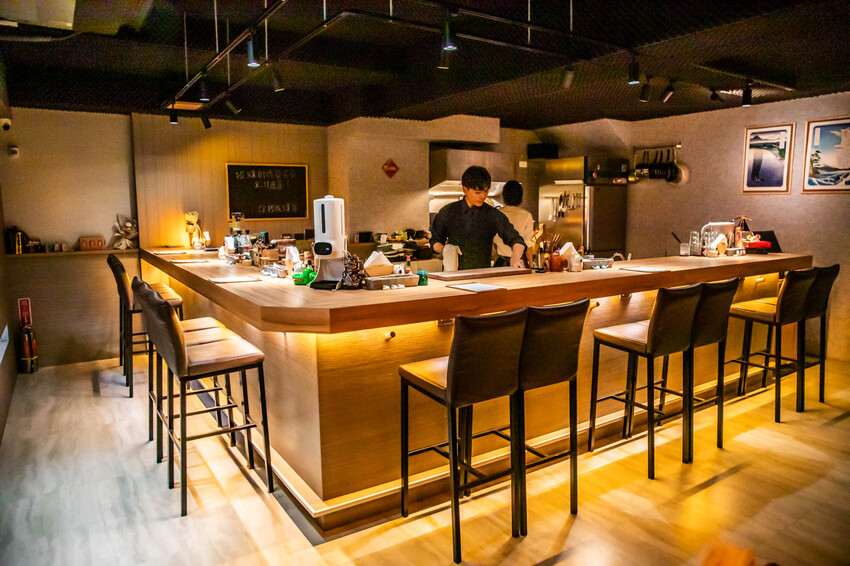 台中市西區到港HAVEN餐酒館|隱身僻靜住宅區的絕品餐酒館!客製化調酒超驚艷