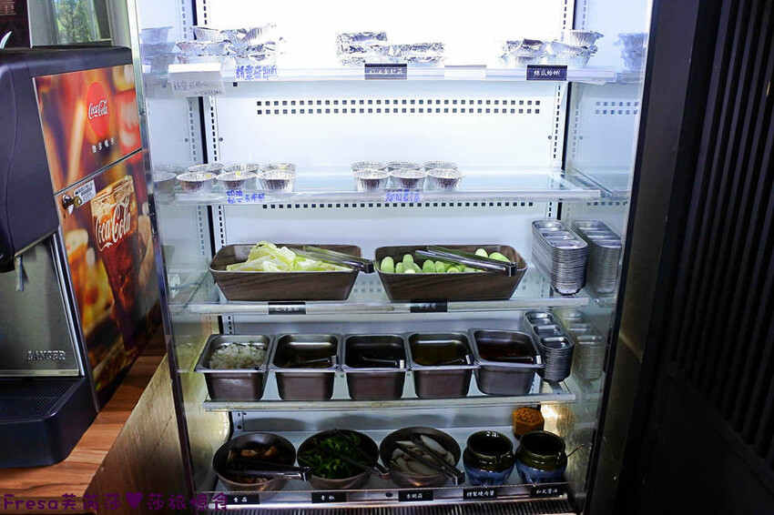 嘉義燒烤吃到飽【激安•焼肉道樂】海鮮牛肉大升級!六宮格肉盤超吸睛!炸物串燒熟食任你吃│嘉義蘭潭│嘉義聚