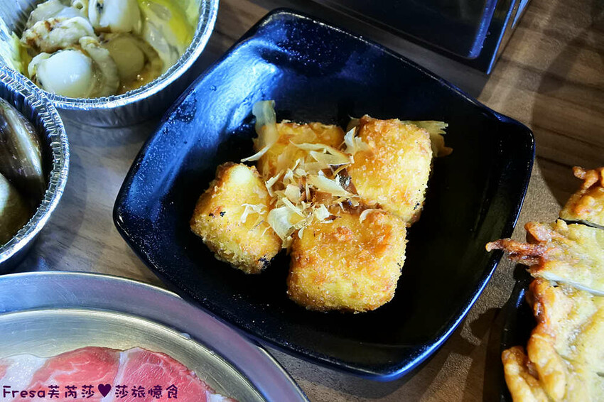 嘉義燒烤吃到飽【激安•焼肉道樂】海鮮牛肉大升級!六宮格肉盤超吸睛!炸物串燒熟食任你吃│嘉義蘭潭│嘉義聚