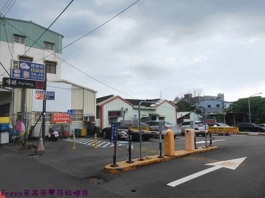 嘉義燒烤吃到飽【激安•焼肉道樂】海鮮牛肉大升級!六宮格肉盤超吸睛!炸物串燒熟食任你吃│嘉義蘭潭│嘉義聚