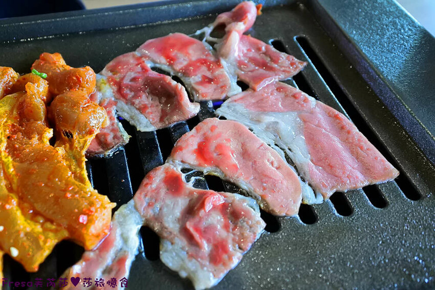 嘉義燒烤吃到飽【激安•焼肉道樂】海鮮牛肉大升級!六宮格肉盤超吸睛!炸物串燒熟食任你吃│嘉義蘭潭│嘉義聚