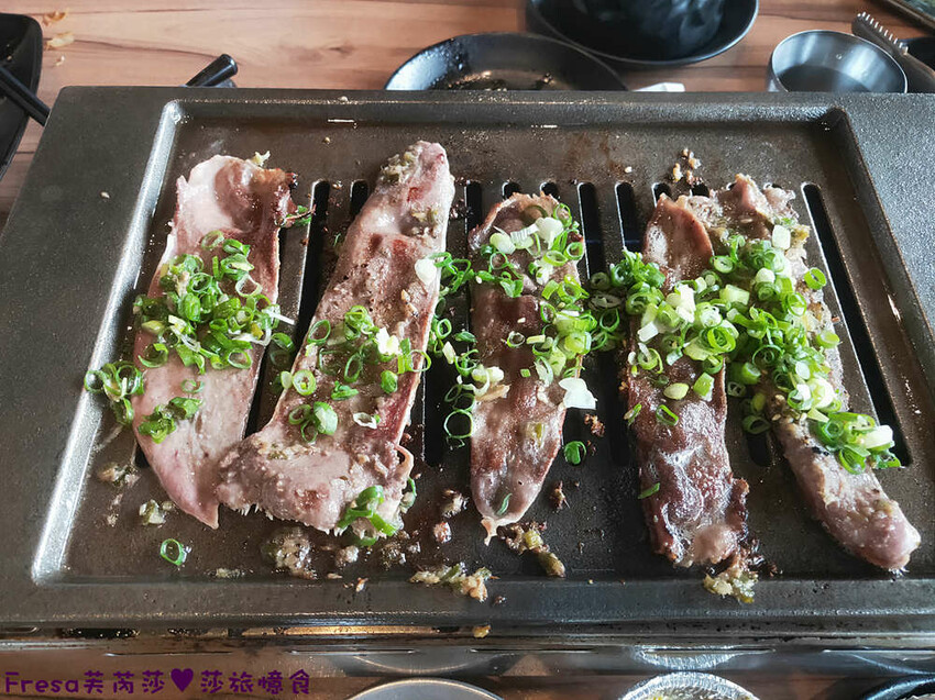 嘉義燒烤吃到飽【激安•焼肉道樂】海鮮牛肉大升級!六宮格肉盤超吸睛!炸物串燒熟食任你吃│嘉義蘭潭│嘉義聚