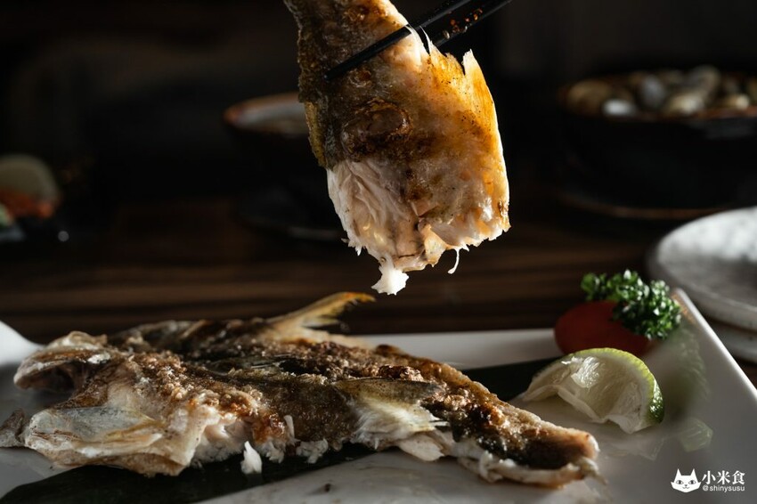 知戶酒食日式居酒屋｜逢甲小巷走一回日本。同享珍鮮海之味 - 小米食