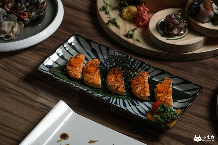 知戶酒食日式居酒屋｜逢甲小巷走一回日本。同享珍鮮海之味 - 小米食