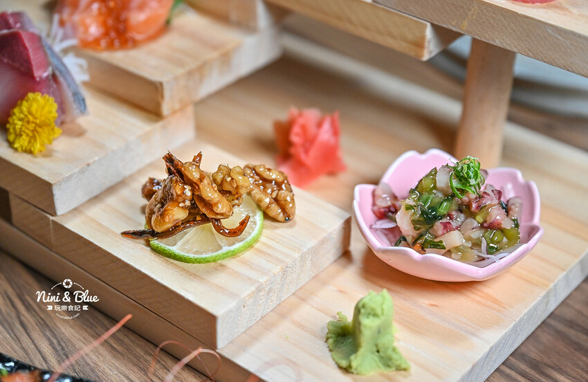 知戶酒食 |台中逢甲日式居酒屋，深夜巷弄裡的老宅宵夜美食，有老闆敲鐘請客活動 @Nini and Blue  玩樂食記