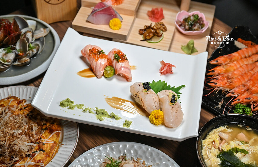 知戶酒食 |台中逢甲日式居酒屋，深夜巷弄裡的老宅宵夜美食，有老闆敲鐘請客活動 @Nini and Blue  玩樂食記