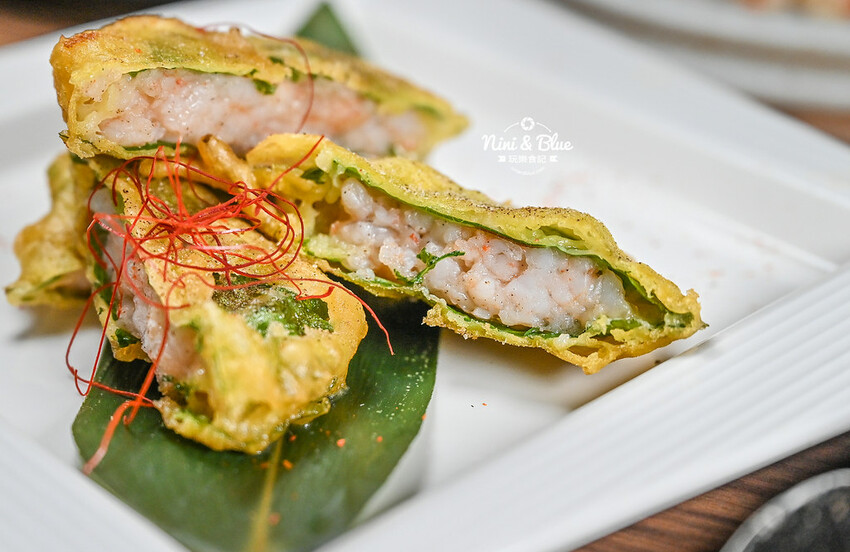 知戶酒食 |台中逢甲日式居酒屋，深夜巷弄裡的老宅宵夜美食，有老闆敲鐘請客活動 @Nini and Blue  玩樂食記