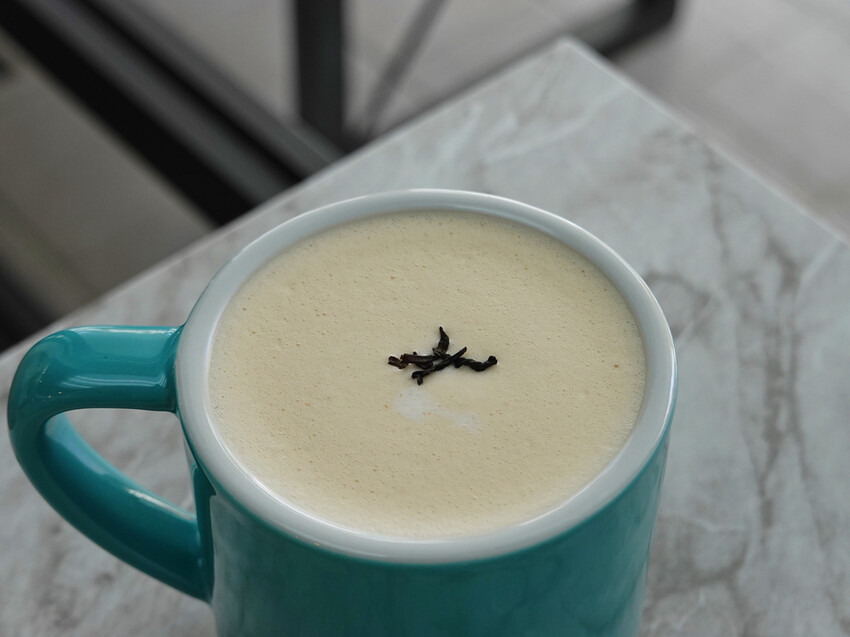 台北中山—Agitation風潮咖啡｜肉桂捲新秀參戰 黑糖肉桂淋醬濕潤甜香入口｜行天宮