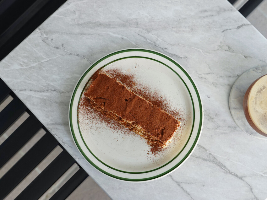 台北中山—Agitation風潮咖啡｜肉桂捲新秀參戰 黑糖肉桂淋醬濕潤甜香入口｜行天宮