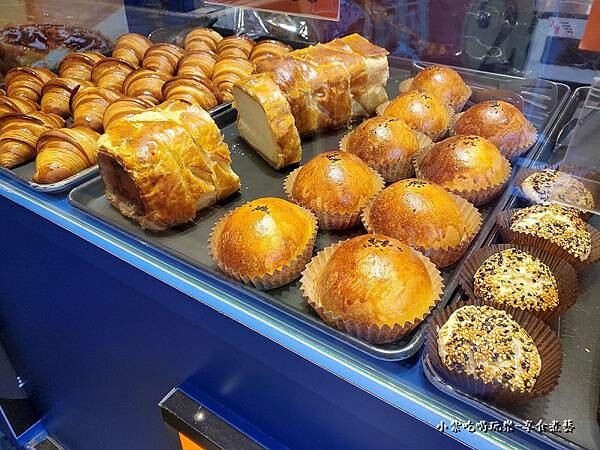 兩津芙蓉蛋塔八德店 (5).jpg