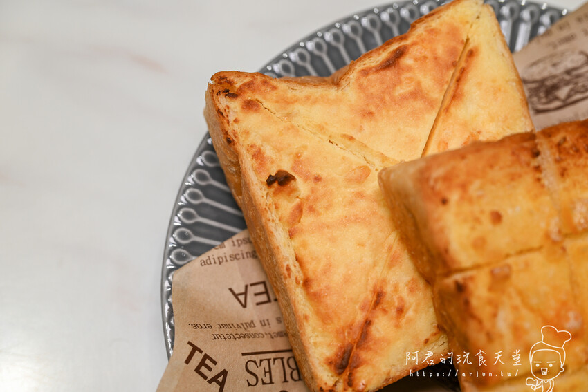 【台中】J.L.手作烘焙｜台灣首家融合在地紅土鹹鴨蛋與麵包西餅的烘焙坊 » 阿君的玩食天堂