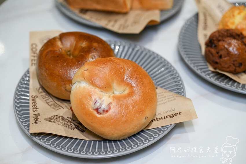 【台中】J.L.手作烘焙｜台灣首家融合在地紅土鹹鴨蛋與麵包西餅的烘焙坊 » 阿君的玩食天堂