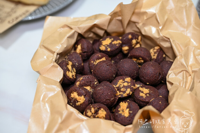 【台中】J.L.手作烘焙｜台灣首家融合在地紅土鹹鴨蛋與麵包西餅的烘焙坊 » 阿君的玩食天堂