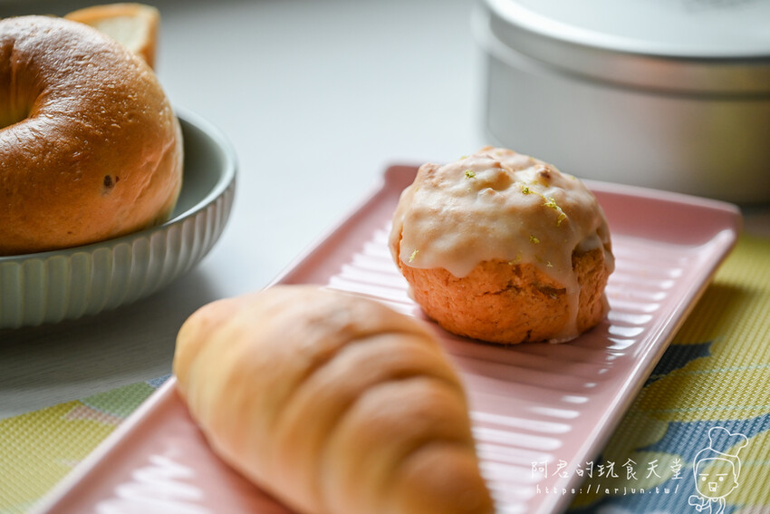 【台中】J.L.手作烘焙｜台灣首家融合在地紅土鹹鴨蛋與麵包西餅的烘焙坊 » 阿君的玩食天堂