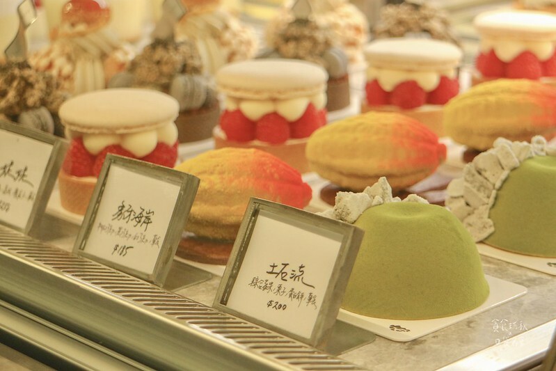 台南中西｜台北人氣甜點於台南回歸！創意法式甜點宛如藝術品，依舊美味擁有一定水準｜河床甜點Pâtisserie Rivière