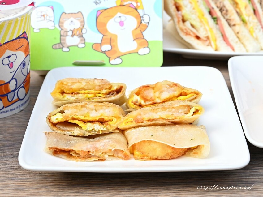 弘爺漢堡聯名白爛貓,活動期間消費滿額即贈刮刮卡,價值百萬豪禮大FUN送,還有超多款白爛貓周邊商品~