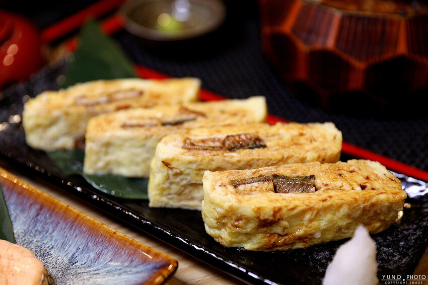 台中市西區饕客私藏！直火炭燒鰻魚肥美入味 鹹甜滋味絕對是最好吃的鰻魚飯之一｜一鰻鰻魚飯(台中西區鰻魚飯)