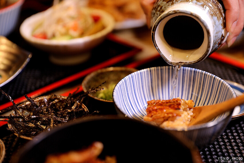 台中市西區饕客私藏！直火炭燒鰻魚肥美入味 鹹甜滋味絕對是最好吃的鰻魚飯之一｜一鰻鰻魚飯(台中西區鰻魚飯)