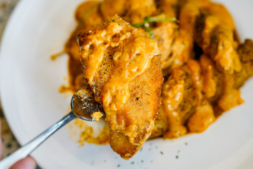 板橋大份量美式火烤漢堡，可以客製個人專屬漢堡，還有全天候豪華早午餐│板橋美食推薦│捷運新埔站 │【Stan &