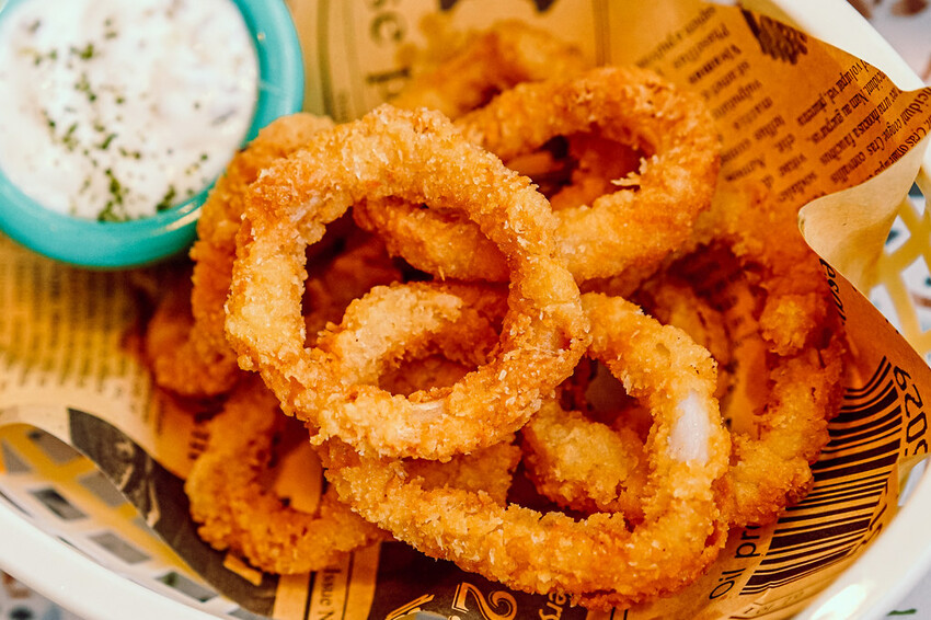 板橋大份量美式火烤漢堡，可以客製個人專屬漢堡，還有全天候豪華早午餐│板橋美食推薦│捷運新埔站 │【Stan &