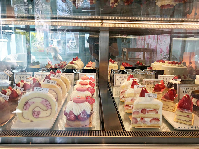 【台中 西區】兔子洞甜點工作室🐇🐇🐇台中耳熟能詳的法式甜點工作室，陳設甜美夢幻，甜點種類多變，午茶約會或是訂購節日蛋糕的好選擇😋