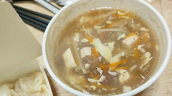 【樹林美食】3元水餃｜樹林夜市必吃美食！一顆水餃只要３元，人潮幾乎不中斷的爆人氣水餃店