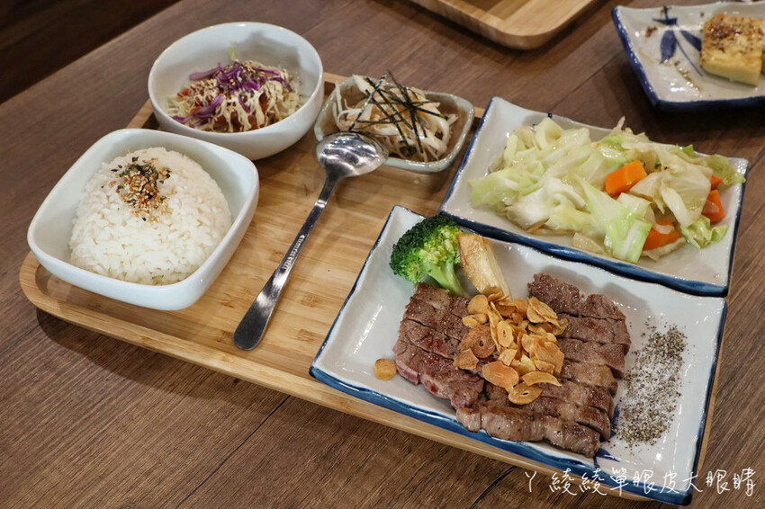 新竹鐵板咖哩料理推薦梦禾咖哩廚房！超低調的日式食堂，平價鐵板料理不到兩百元