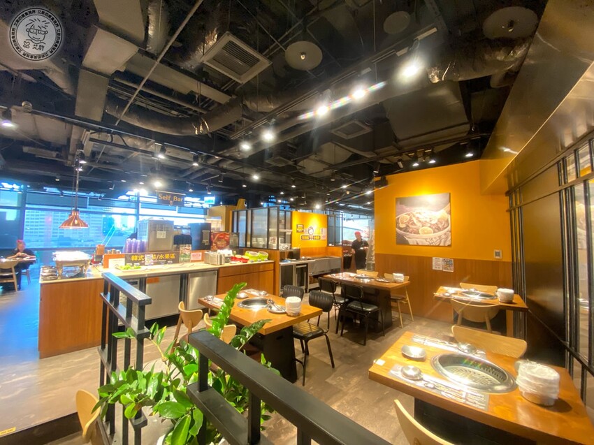 【 韓式烤肉吃到飽 】不到500元就可以吃到高CP值韓式烤肉吃到飽，除了韓式烤肉不管是韓式炸雞、大醬海鮮湯