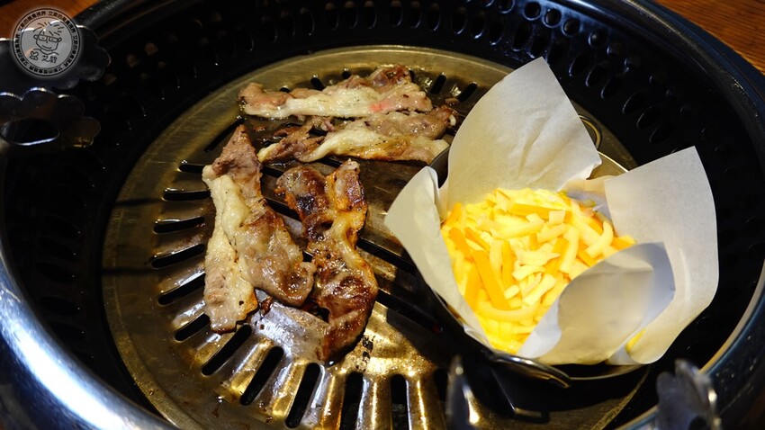 【 韓式烤肉吃到飽 】不到500元就可以吃到高CP值韓式烤肉吃到飽，除了韓式烤肉不管是韓式炸雞、大醬海鮮湯