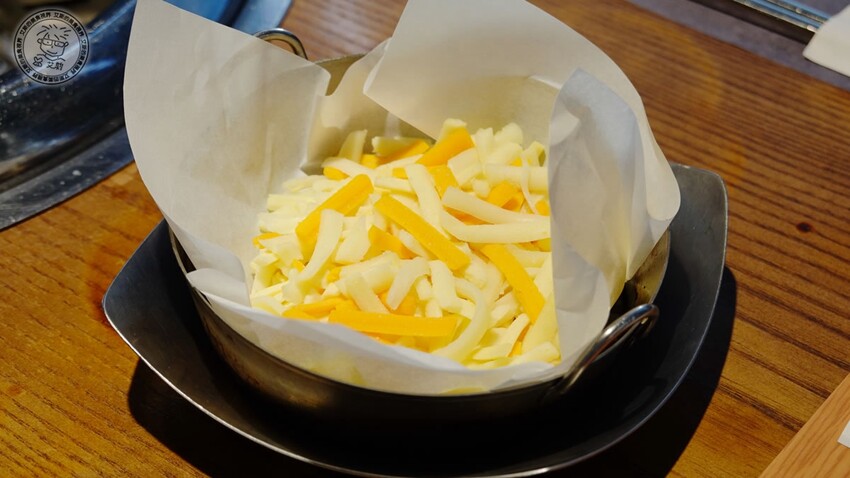 【 韓式烤肉吃到飽 】不到500元就可以吃到高CP值韓式烤肉吃到飽，除了韓式烤肉不管是韓式炸雞、大醬海鮮湯