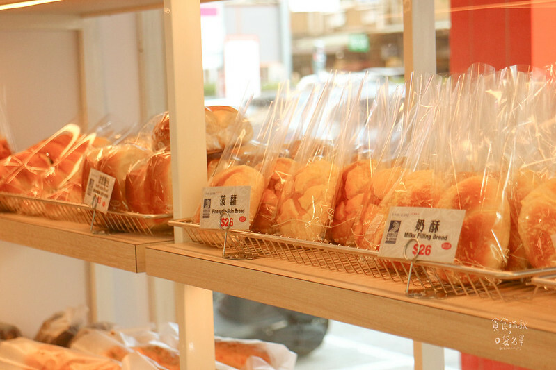 台中北屯｜外型可愛萌檬蛋、綿密柔軟鮮菓子｜松竹門市改裝新開幕、陽光灑落內用好愜意｜馥漫麵包花園