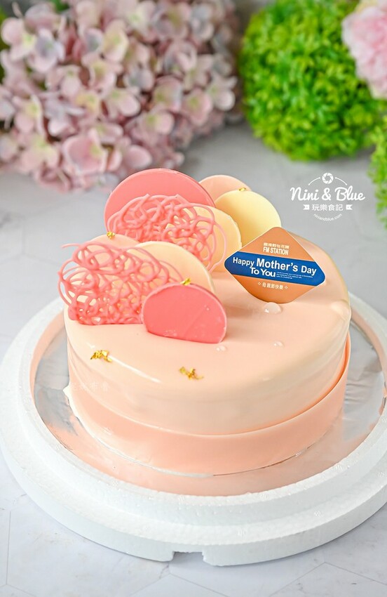 台中母親節蛋糕推薦,永遠18歲蛋糕、粉紅泡泡冰淇淋蛋糕