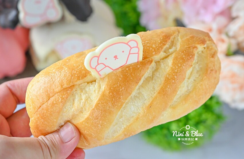 台中母親節蛋糕推薦,永遠18歲蛋糕、粉紅泡泡冰淇淋蛋糕