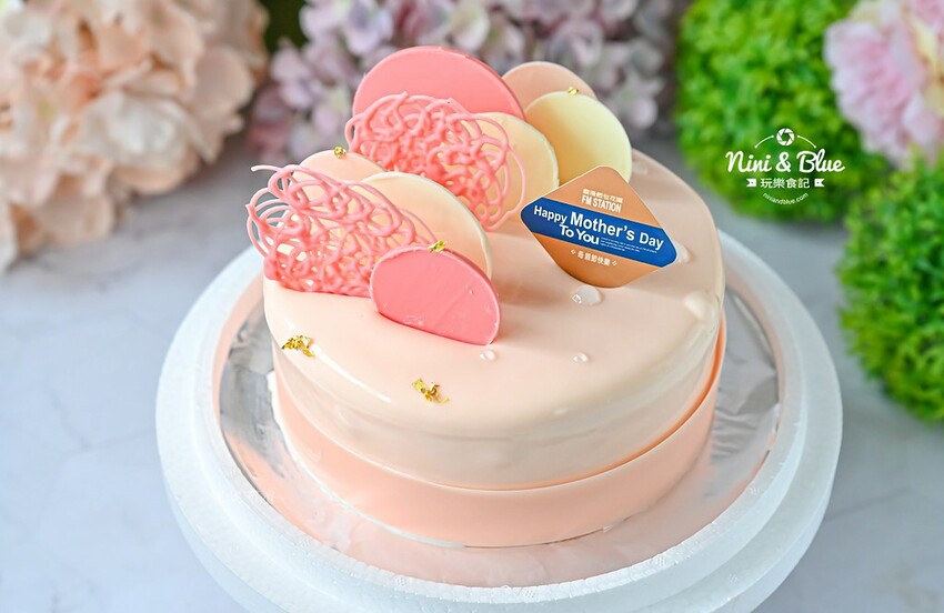 台中母親節蛋糕推薦,永遠18歲蛋糕、粉紅泡泡冰淇淋蛋糕
