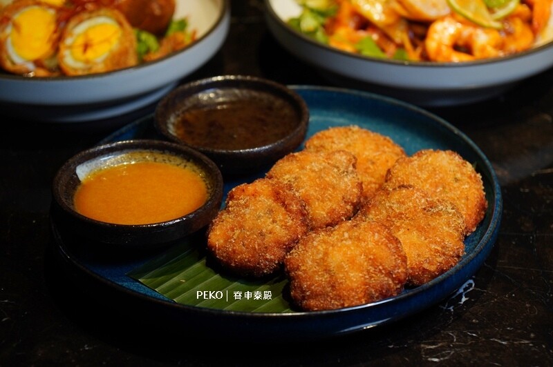 東區美食.春申泰殿.東區泰式料理.東區餐酒館.泰式餐酒館.楊佩佩餐廳.CHUN SHEN泰殿.火山排骨.春申泰殿菜單.