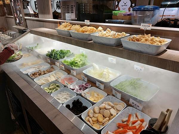 台北士林區｜【聚 日式鍋物】形象店新開幕!日式和風全新升級!肉肉瀑布跟湯底熊超吸睛