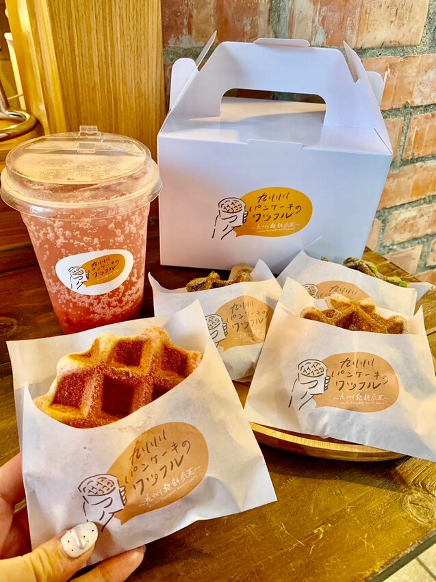 【台北】大安美食|榕錦時光生活園區 九州鬆餅瓦芙 冬日莓好滋味 戀冬草莓瓦芙、完熟濃莓氣泡飲 酸甜好幸福!