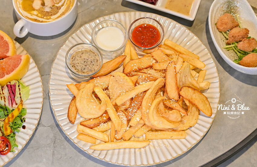 台中蔬食餐廳推薦，最瘦義大利麵櫛瓜麵，0澱粉超低卡