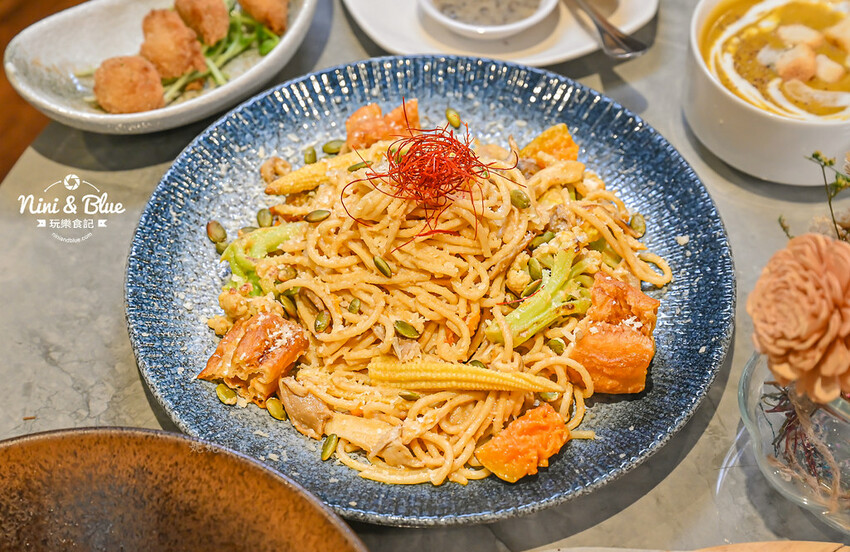 台中蔬食餐廳推薦，最瘦義大利麵櫛瓜麵，0澱粉超低卡