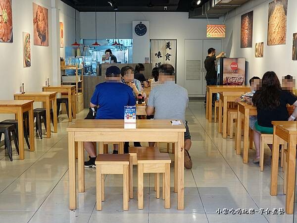 內用環境-集英會牛肉麵館國際店 (2).jpg
