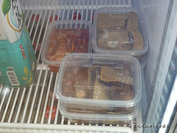 冰箱有小菜-集英會牛肉麵館國際店 (2).jpg