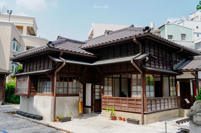 【台南新營│美食】弎弌和茗園。本田三一宅邸,80餘年日式老屋,榻榻米吃蕎麥冷麵,很有氛圍