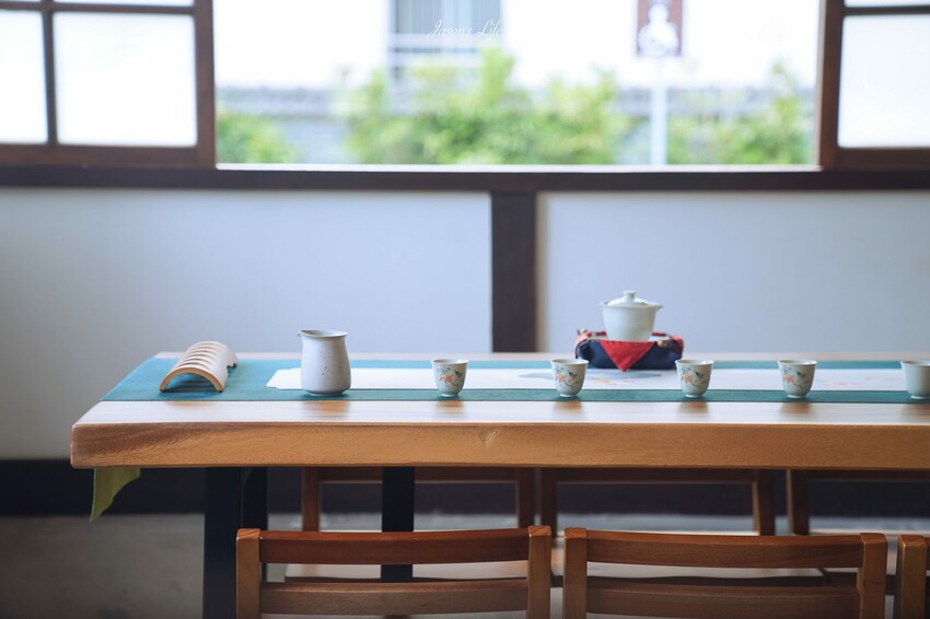 【台南新營│美食】弎弌和茗園。本田三一宅邸,80餘年日式老屋,榻榻米吃蕎麥冷麵,很有氛圍
