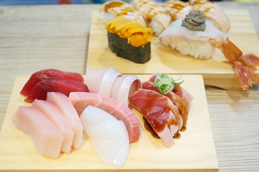 10貫壽司只要$250超划算,不用1張小朋友直接飽到天靈蓋.平價好吃又新鮮的日式壽司專賣店♥鮨之屋♥         新